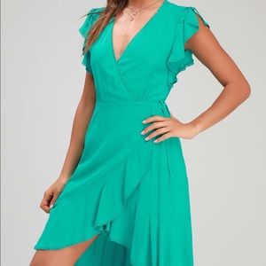 Lulus Adeleine Green Wrap Midi Dress size M